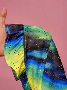 Slaydiva 2025 Spring/Summer New Bohemian Music Festival Country Western Vacation Avant-Garde Y2K Sexy Bombshell Blue & Green Tie-Dye Tie Dye Print Hollow Mesh Textured Semi-Sheer Elastic Jacquard Knit Fabric Deep V Halter Backless Crop Top With Elastic Waist Double Ruffle Hem Mini Skirt Set