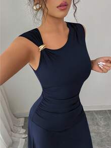 Elenzga 全新不对称领口金属装饰腰部褶饰度假休闲优雅女式连衣裙 - 寶藍色 - 查看 3