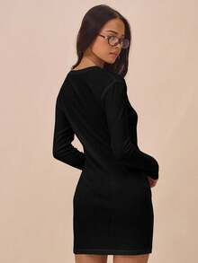 MUSERA Vestido mini de manga larga con cuello redondo ligero, con bordado de eslogan. Atuendos de primavera y verano para la Librería, Ibiza, playa, festival, concierto, fiesta, cita nocturna, fiesta de cumpleaños, elegante - Negro - Ver 3