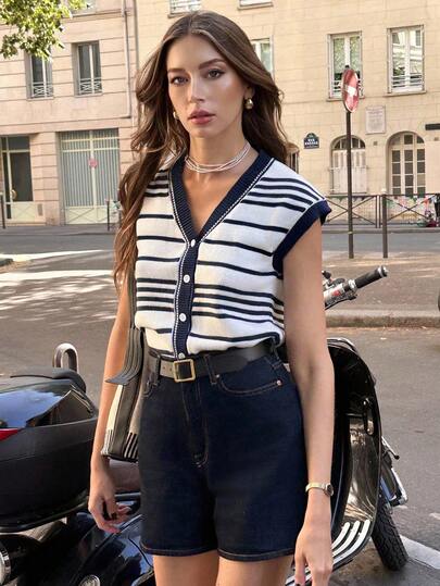 Chiquease 女式撞色条纹无袖单排扣V领毛衣背心