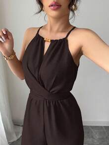 Selianne 女式春夏休闲卡其色褶皱面料露背领口串珠设计腰部纽扣系带连体裤 - 巧克力棕 - 查看 5