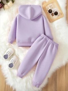 SHEIN Playful Pals 2 件套女婴时尚简约彩色字母印花连帽羊毛衫和字母印花羊毛裤套装，适合秋冬季外出 - 紫色 - 查看 2