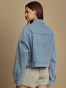 WESTFADE 翻领纽扣前襟贴袋宽松短款棉混纺牛仔外套，休闲可爱乡村西部风秋季波西米亚风 - 淺色水洗藍 - 查看 2