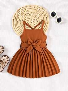 SHEIN Playful Pals 女婴夏季新款克莱因蓝色荷叶边吊带连衣裙 - 棕色 - 查看 1