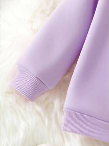 SHEIN Playful Pals 2 件套女婴时尚简约彩色字母印花连帽羊毛衫和字母印花羊毛裤套装，适合秋冬季外出 - 紫色 - 查看 4