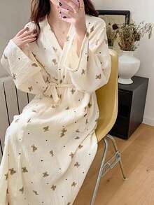 SHEIN 1 件女式睡袍 - 简约欧式长袖睡衣家居服，可爱小熊印花，轻薄材质，纯色，春秋夏季家居浴袍，小码至加大码，婚礼派对，水疗浴室装饰 - 米色 - 查看 9