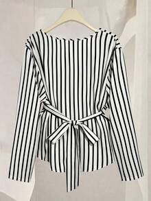 GlowEve CURVE 大码女式优雅商务通勤条纹交叉V领裹腰长袖衬衫，秋冬 - 黑與白 - 查看 2