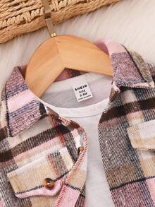 SHEIN Conjunto informal de 2 piezas de camisa a cuadros con botones frontales y bolsillos falsos, y pantalones para bebé niña - Rosa - Ver 8