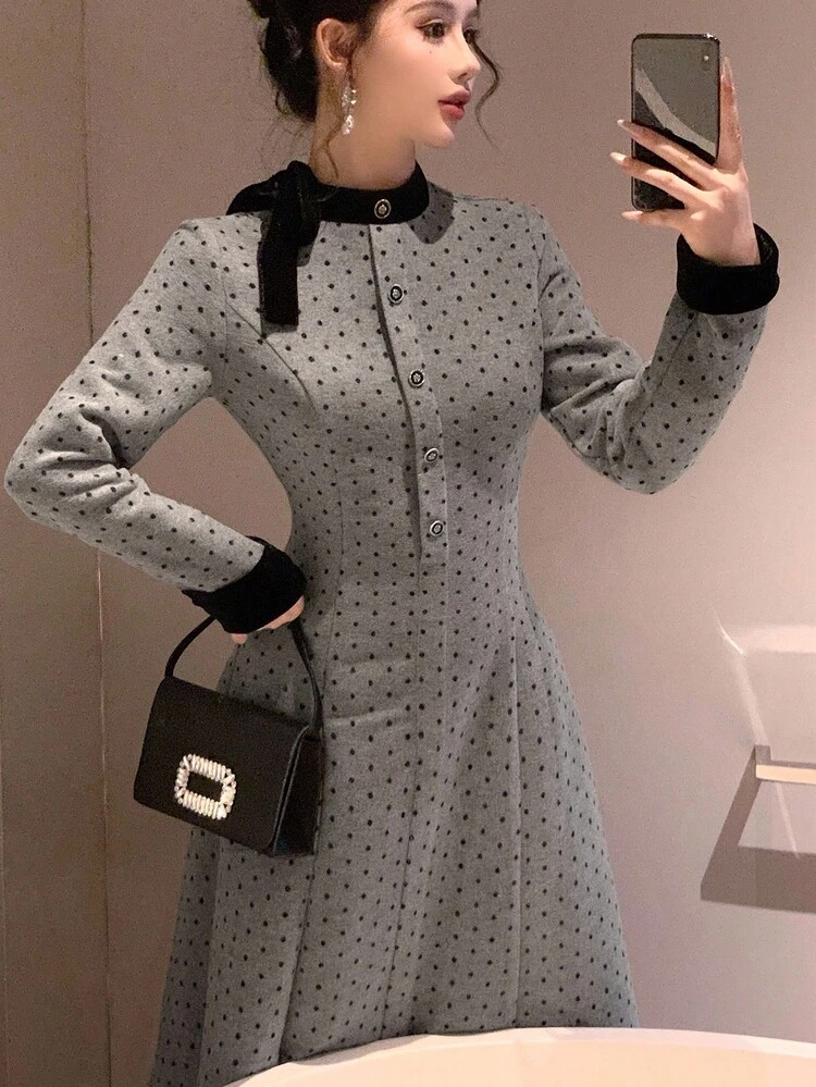 Autumn/Winter Woolen Fabric Waist Cinched Dress, All-Over Polka Dot Print, Contrast Color Ribbon Collar, Metal Button Closure, Loose Fit Elegant Work/Wedding/Party Dress, A-Line Midi Dress For Women