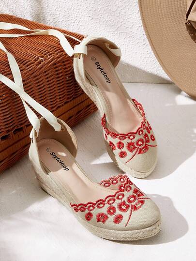 Styleloop Women's Lace-Up Casual Retro Breathable Comfortable Platform Shoes