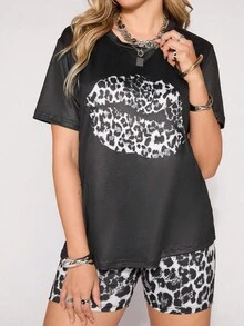 Slaydiva 2 件大码休闲豹纹唇形设计短袖 T 恤和短裤套装，夏季