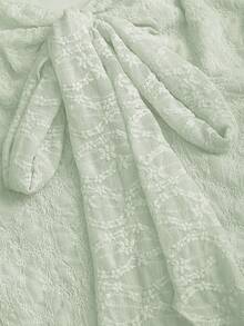 Sweetra Cropped Tube Top With Bowknot Textured Print