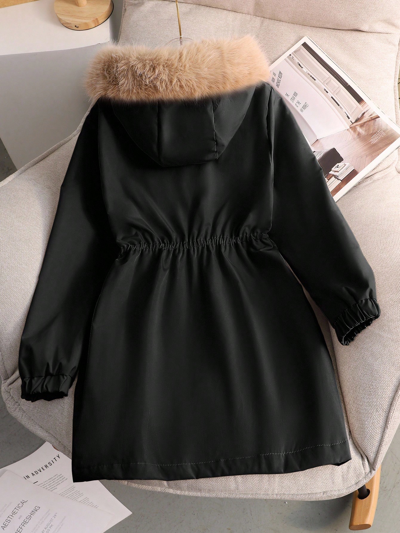 معطف خارجي أنيق وأنثوي من الفرو السميك، مناسب للخر...