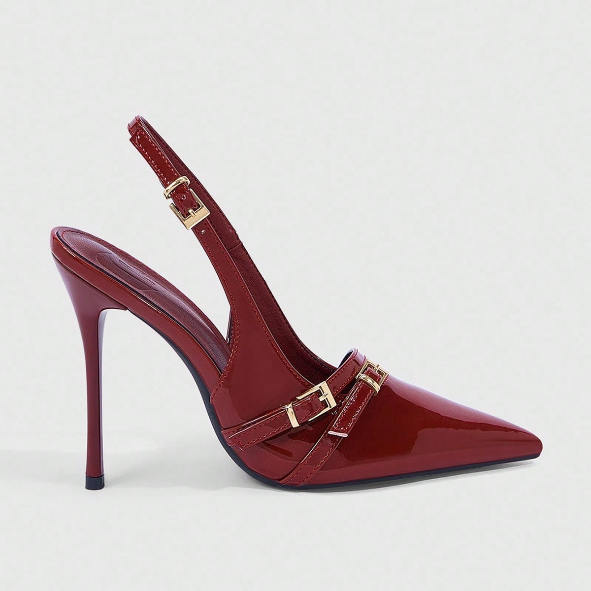Zapatos de tacón alto de punta cerrada elegantes y de moda para uso diario
