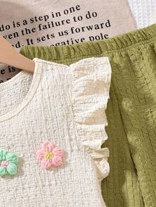 Apricot T-Shirt With Floral Prints & Cap Sleeves Paired With Rubber Yellow Casual Pants - Mustard Yellow - View 6