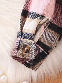 SHEIN Conjunto informal de 2 piezas de camisa a cuadros con botones frontales y bolsillos falsos, y pantalones para bebé niña - Rosa - Ver 6