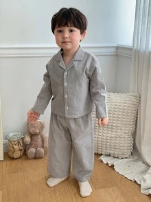 DAZY 2pcs Toddler Boys Casual Comfortable Round Neck T-Shirt And Pants Homewear Set