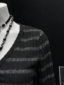 EgrlEra Women's Casual Striped V-Neck Slim Fit Long Sleeve T-Shirt