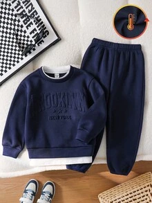 SHEIN 2 件儿童男童休闲字母 3D 压花图案圆领二合一运动衫和纯色裤子针织套装，适合通勤、上学、日常休闲、旅行、运动、春夏秋冬，羊毛，加厚 - 彩色 - 查看 4