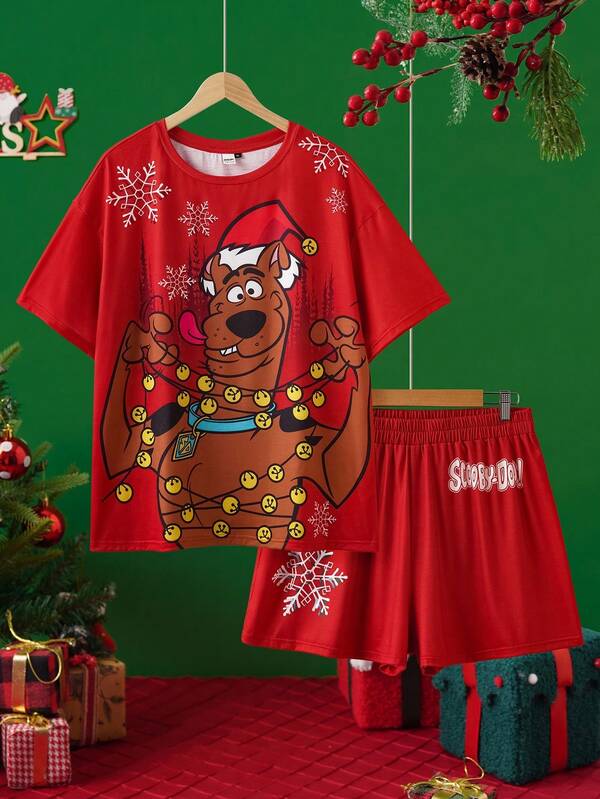 SCOOBY-DOO X SHEIN Pijama de camiseta de manga corta y pantalones cortos con estampado de perro de dibujos animados talla grande para Navidad