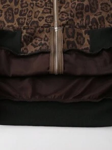 ROMWE MEN Street Life Men's KPOP Retro Leopard Print Sweatshirt, Loose Cropped Style, Fall