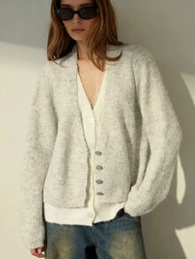 Aveloria Modichic Women's 2 In 1 Contrasting V-Neck Long Sleeve Sweater Cardigan