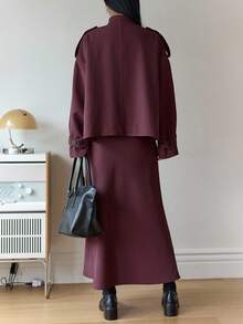DAZY 女士宽松短款风衣外套和直筒长裙两件套休闲套装 - 酒紅色 - 查看 4