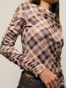Nöista Plaid Long-Sleeved Slim T-Shirt With An Cowl Neckline, Offering A Vintage Feel And Stylish Comfort For Everyday Wear. Perfect For Summer Seasons, This Top Is Ideal For Casual Fall, Chic Going Out Looks, And Holiday Layering For Women. - Multicolor - View 1