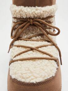 Solezae 女士冬季保暖时尚舒适系带圆头短靴 - 淺灰色 - 查看 8