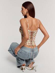 SHEIN BAE Débardeur ajusté sexy avec bordure en dentelle et lien dans le dos pour femmes - Rouge - Voir 2