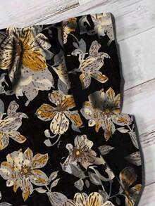 EMERY ROSE 休闲复古花卉图案V领简约女式衬衫，适合夏季 - 黑色 - 查看 4