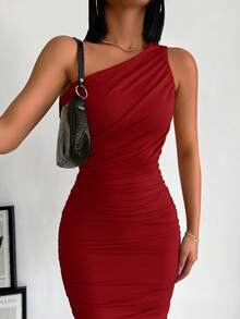 EURMUSE Elegant Commuter Solid Color Ruched Fitted Dress - Red - View 6