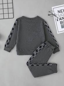 SHEIN Explorewe 2pcs/Set Young Boy Graphic Print Crossbody Bag, Sweatshirt And Sweatpants Casual Outfit Fall Winter - Grey - View 2