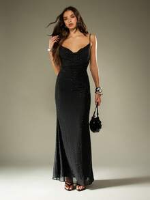 MISSGUIDED 镶钻亮片垂领长款晚礼服，后背扭结设计，适合婚礼宾客、派对、舞会等正式场合。 - 黑色 - 查看 1