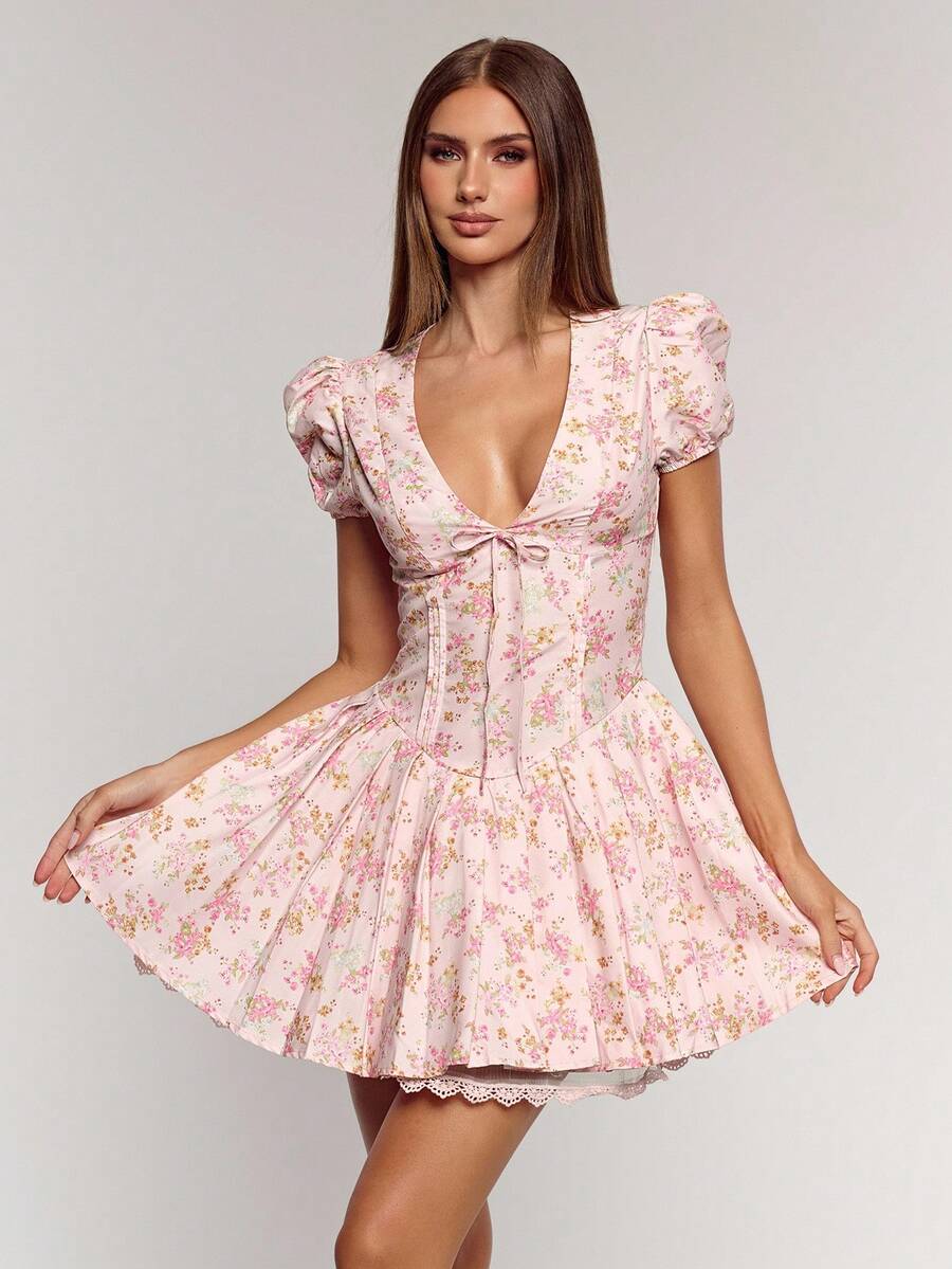 SHEIN BAE Váy ren xếp ly ngực màu trơn có dây đeo họa tiết hoa nhỏ - Hồng - Xem 1