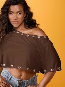 MISSGUIDED Off-Shoulder Crop Top mit metallischen Ösen, oversized, locker sitzend, Sommer Festival Lässig Beach Club Mode, weite Ärmel, kurze Länge