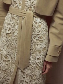 MOTF PREMIUM CONTRAST GUIPURE LACE BELTED TRENCH COAT - Green - View 4