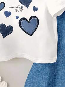 SHEIN Playful Pals 2 Peças Conjunto de Calças Flare para Bebê Menina, Primavera/Outono, Denim Falso e Estampa de Coração, Conjunto Casual Fofo para Uso Externo