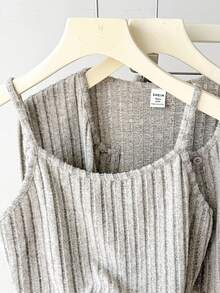 SHEIN 3 件套青少年女孩休闲日常搭配吊带背心、长袖开衫和松紧腰直筒裤针织套装，杏色 - 杏色 - 查看 7