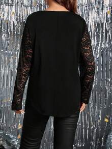 SHEIN PETITE Kaos Lengan Panjang Kasual Serbaguna Motif Renda Patchwork untuk Wanita Bertubuh Mungil - Hitam - View 2