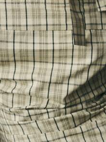 Nöista 这款格纹露肩上衣为女士秋季和冬季装扮增添了别致的时尚气息。修身的露肩设计搭配同款领带，打造出优雅的廓形，适合秋季穿着，也可作为女士正式上衣或职业装。 - 棕色 - 查看 4