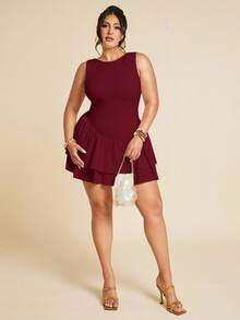 SHEIN BAE بدلة نسائية أنيقة بدون أكمام ذات طيات ضيقة وأنيقة، بطبقتين من الكشكشة، مناسبة للربيع والصيف، لون أبيض، مناسبة للاستخدام اليومي وعيد الحب وأناقة المناسبات - عنابي اللون - مشاهدة 3