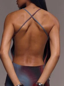 MUSERA Netz-Maxikleid mit Neckholder, rückenfreiem Schnitt und Muster, cool girl, Ausgehoutfit, sexy, Kostüm für Frauen, elegantes Sommerkleid in Karmesinrot - Verschiedenfarbig - Übersicht 6