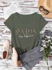 EMERY ROSE T-shirt ajusté à col V à manches courtes avec imprimé léopard et lettres de Paris, convient pour l'été - Militaire verte - Voir 6