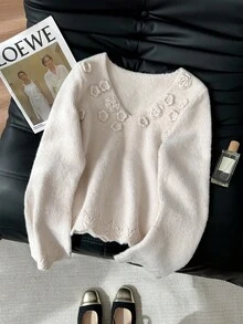 SHEIN Frenchy Pulover lejer pentru femei, cu decolteu în V, mânecă lungă, cu decor floral 3D, toamnă/iarnă, pulover casual versatil pentru femei, brodat cu viță de vie, toamnă, pulover toamnă/iarnă, model broderie franceză, decolteu rotund, mânecă lungă, pulover caisă, iarnă pentru femei, pentru Anul Nou pentru femei, pentru Ziua Recunoștinței pentru femei; Pulover tricotat, pulover pentru femei, Cottagecore; - Bej - Vizualizare 4