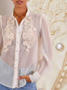Lilora Élégante blouse femme à manches bouffantes avec col volant en fleurs 3D tissées à la main, couleur unie transparente abricot, printemps/été - Nude - Voir 2