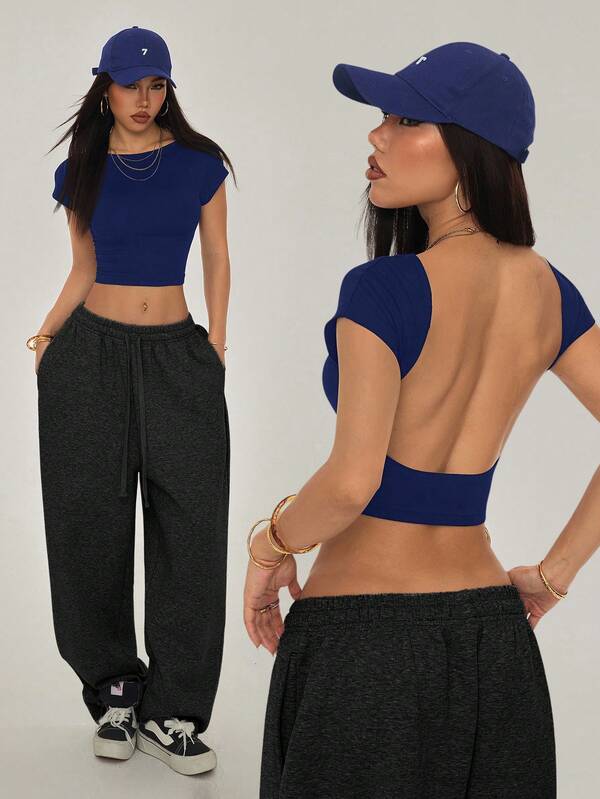 SHEIN PETITE 休闲纯色百搭小号黑色露背T恤，适合夏季