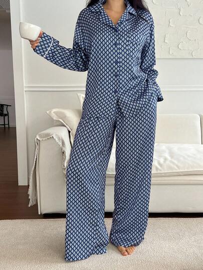 DAZY Geometric Floral Print Satin Women Pajama Set, Fall Winter Clothes