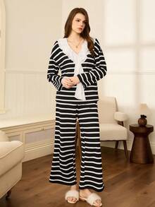 Moireta Reife, lässige, bequeme gestreifte Patchwork-Volant-Blumen-Mode Schwarz & Weiß Damen Pyjama Set, geeignet für Loungewear und Outerwear Damen Pyjama Set Damen Nachtwäsche Set Gestreiftes Pyjama Set Gestreiftes Loungewear Set Damen Loungewear Set, Herbstkleidung - Schwarz und Weiss - Übersicht 5