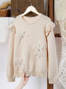 SHEIN كنزة صوفية للبنات المراهقات بتصميم زهور ثلاثية الأبعاد جديدة مع ديكور رقيق وتفاصيل رقعة وحافة مكشكشة، مناسبة للخروجات والحفلات والعودة إلى المدرسة - بيج - مشاهدة 1